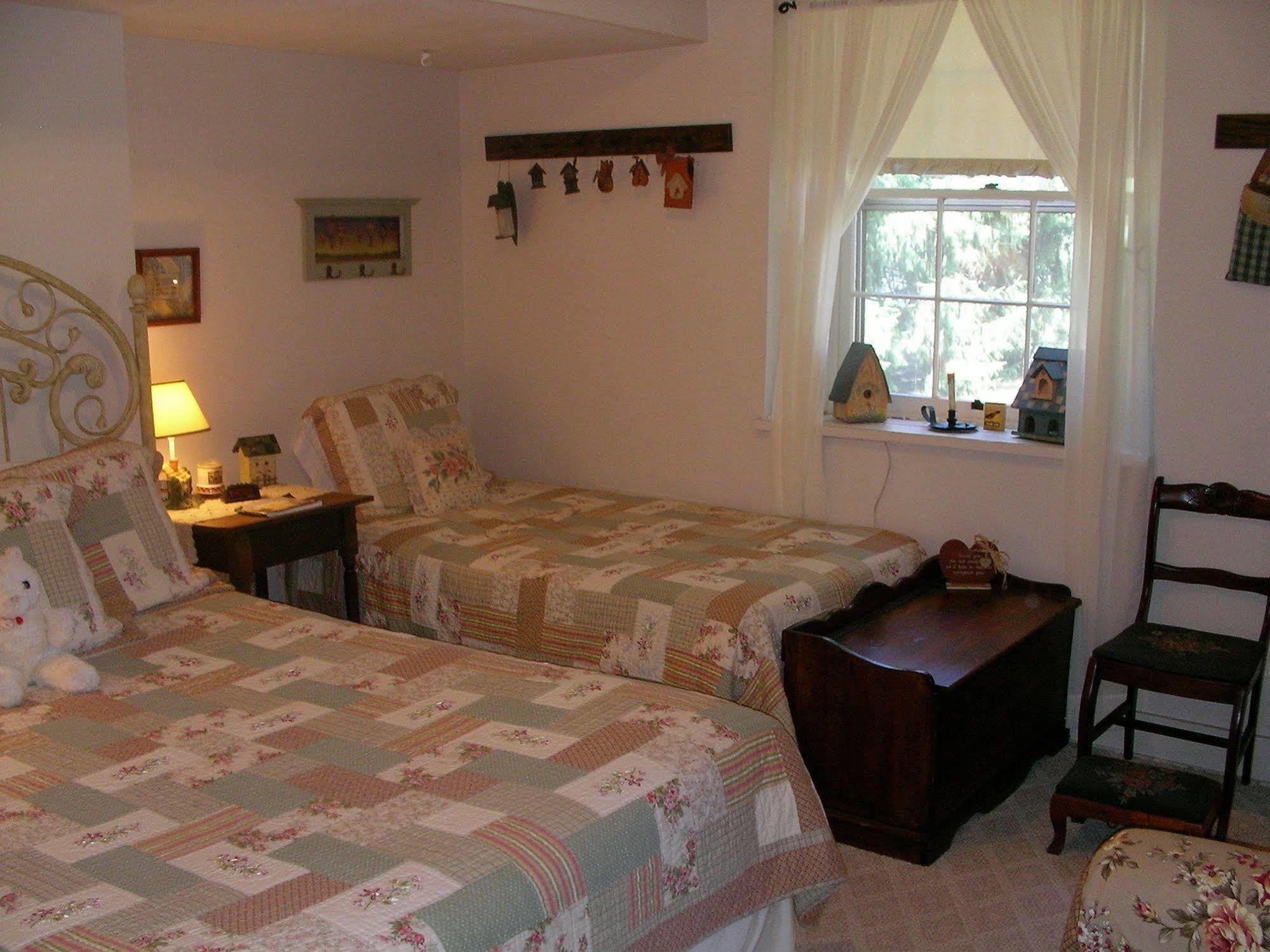 Bed and Breakfast The Pines Of Dresden Pokoj fotografie
