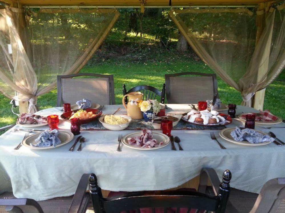 Bed and Breakfast The Pines Of Dresden Exteriér fotografie